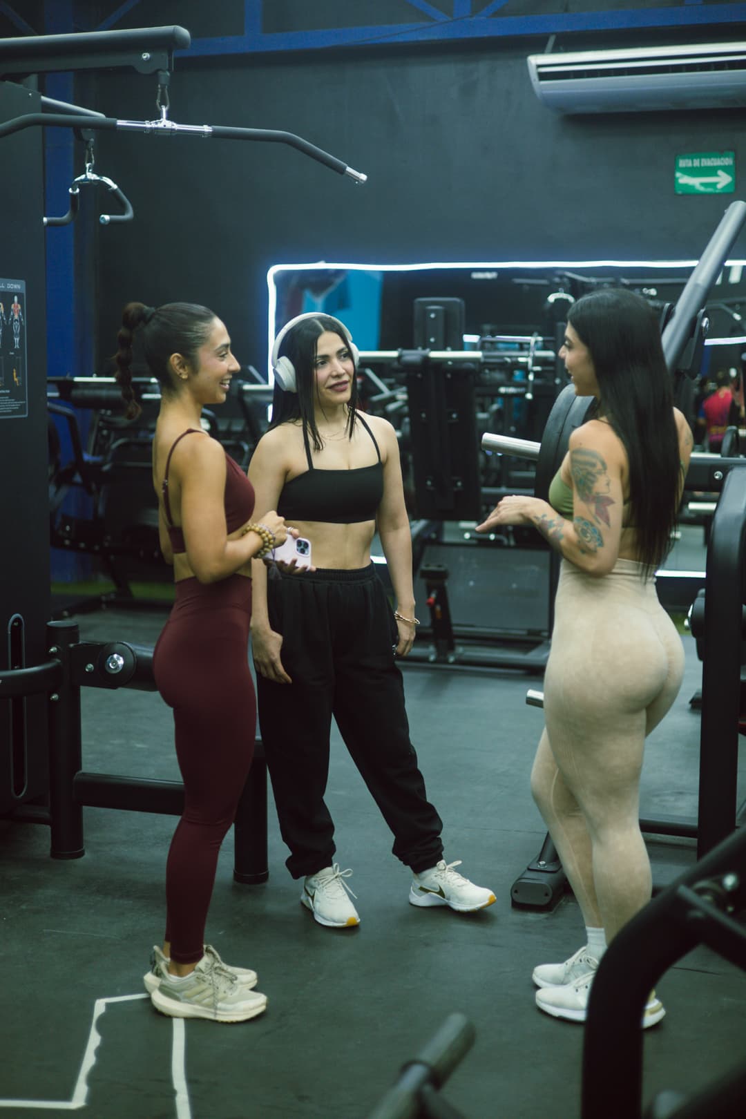 Comunidad Global Fit entrenando juntos